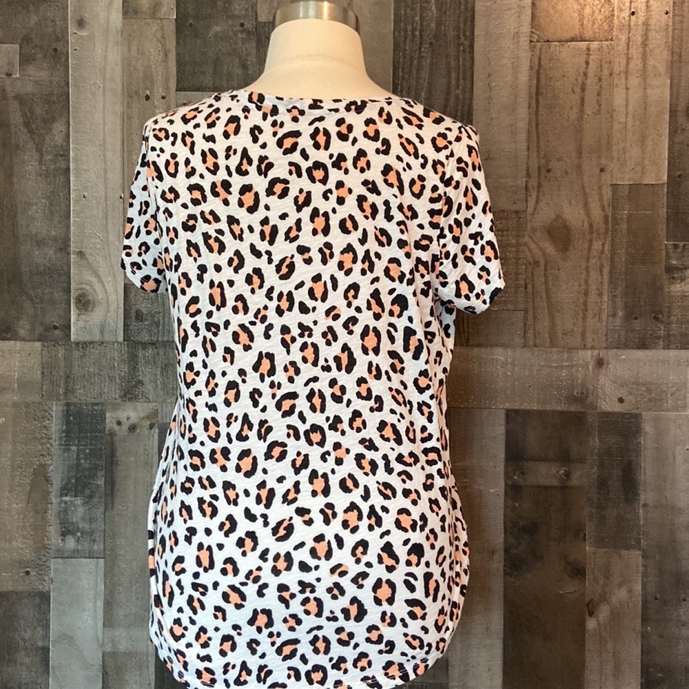 Torrid 0 Leopard Print Tee Relaxed Fit Pastel Cas… - image 6